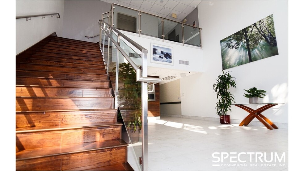 More Photos Of 27201 Tourney Rd, Valencia Medical For Lease