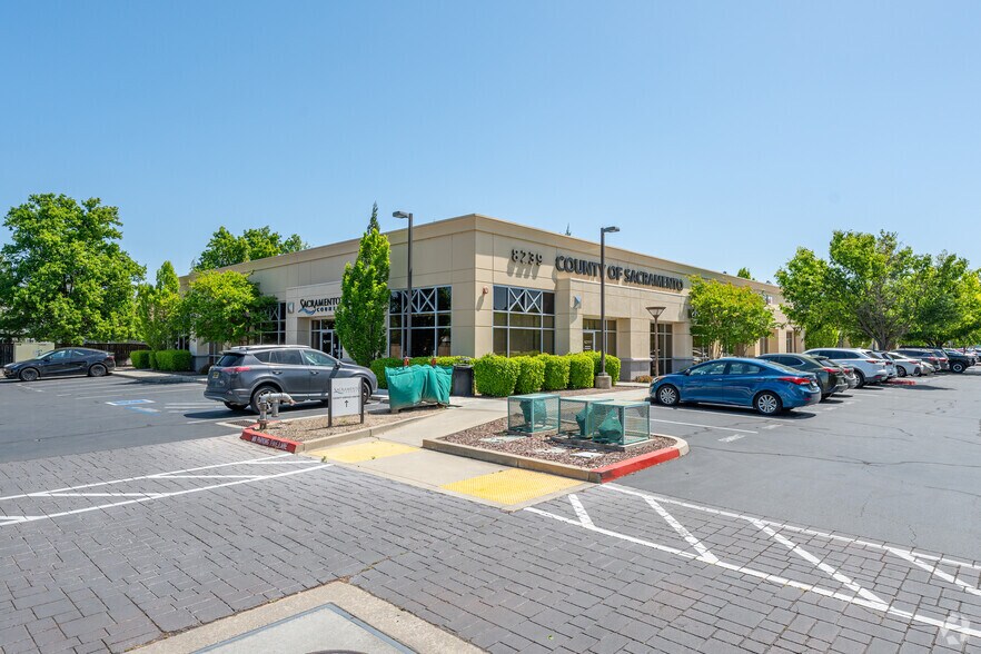 More Photos Of ,  Office For Sale