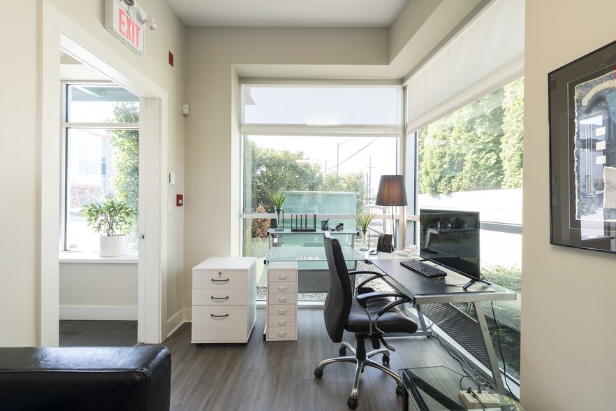 More Photos Of 618 E Kent Ave S, Vancouver Light Distribution For Sale