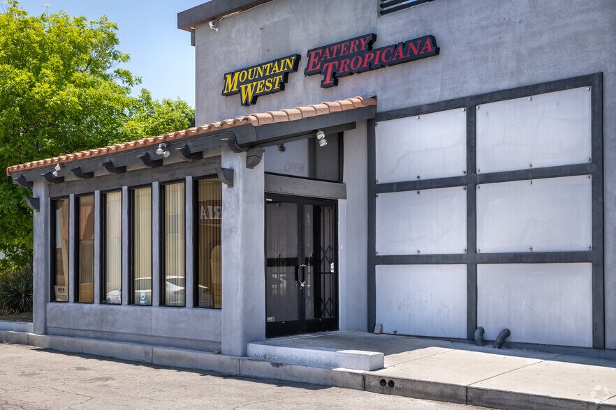 More Photos Of 1375 E Tropicana Ave, Las Vegas Restaurant For Sale