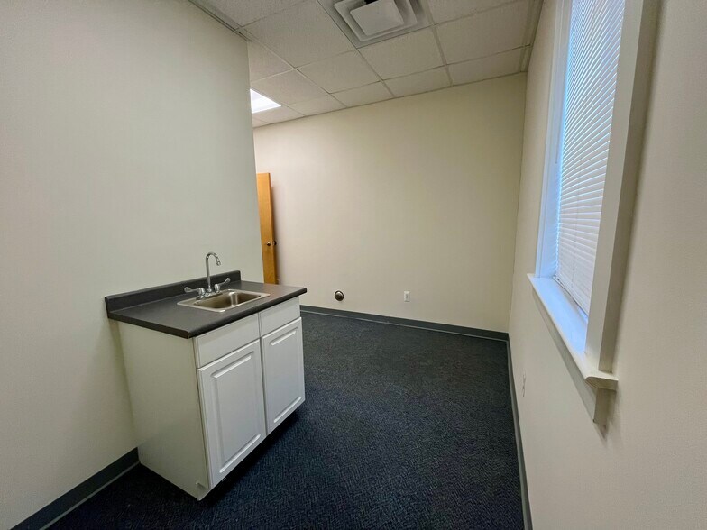 More Photos Of 1268 Westminster St, Providence Storefront Retail Residential For Sale