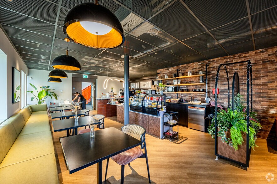 More Photos Of Gateway Ct, Glasgow Coworking Space