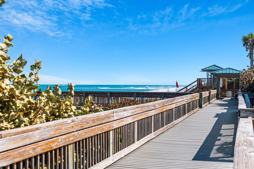 More Photos Of 9300 N A1A, Vero Beach Freestanding For Sale
