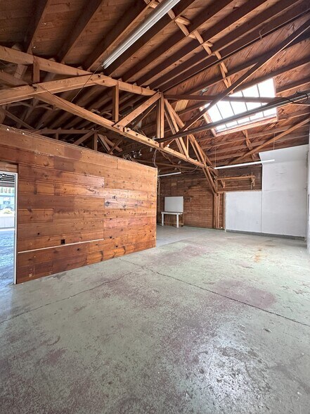 More Photos Of 1 N Cherokee Ln & 543 E Pine St, Lodi General Retail For Sale