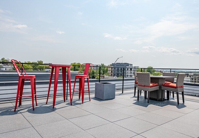 More Photos Of 1122 Bladensburg Rd NE, Washington Apartments For Sale
