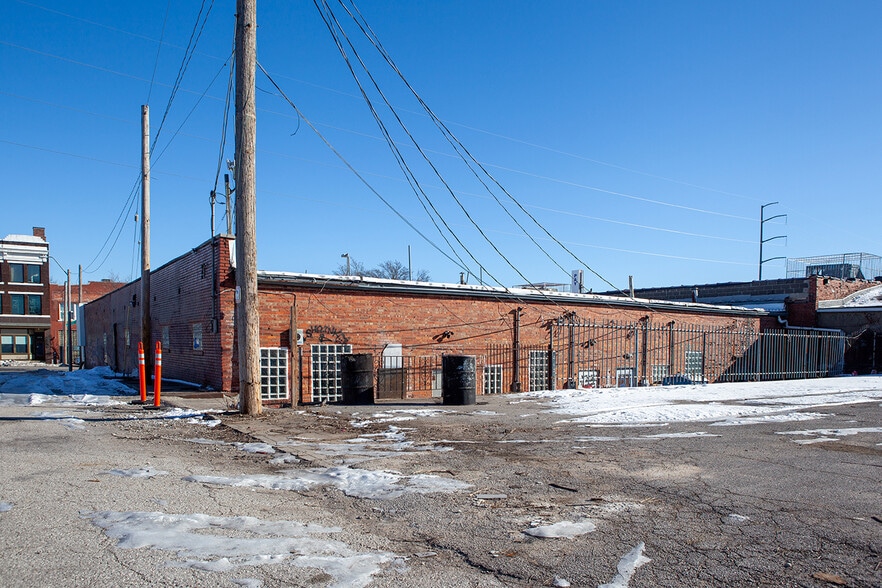 More Photos Of 3222-3228 Troost Ave, Kansas City Storefront For Sale