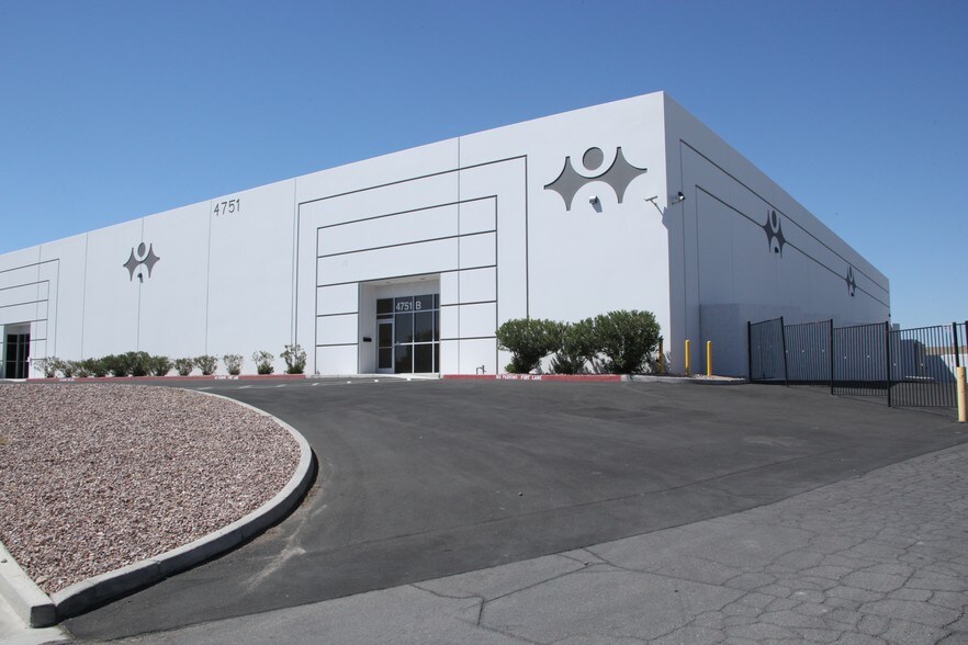 More Photos Of 3917 E Lone Mountain Rd, North Las Vegas Unknown For Lease