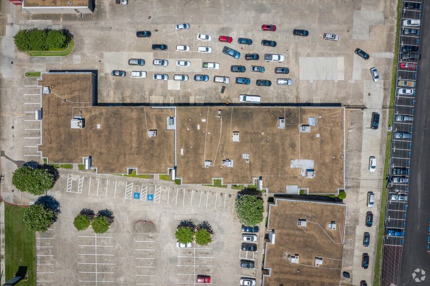 More Photos Of 6300 Westpark Dr, Houston Unknown For Lease