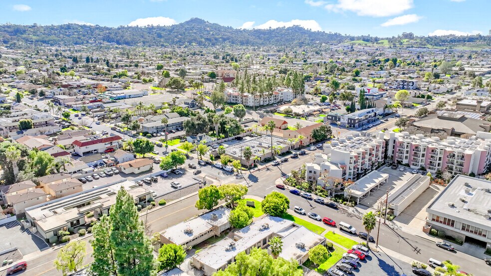 More Photos Of 269-291 E Lexington Ave, El Cajon Medical For Lease