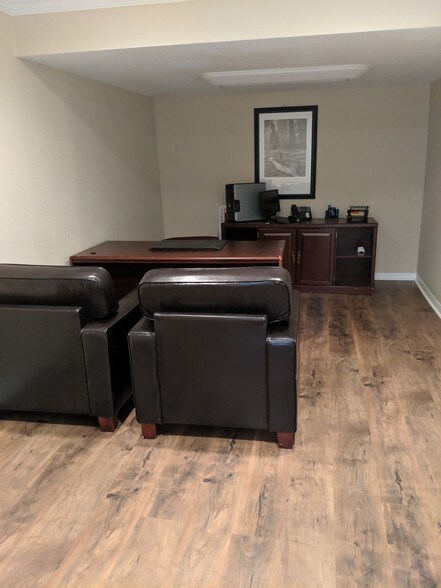 More Photos Of 6232 Madison St, New Port Richey Office For Sale