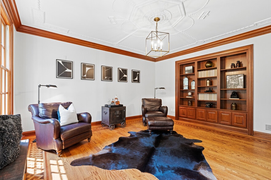 More Photos Of 5455 Plantation Rd, Sunbury Lodge Meeting Hall For Sale