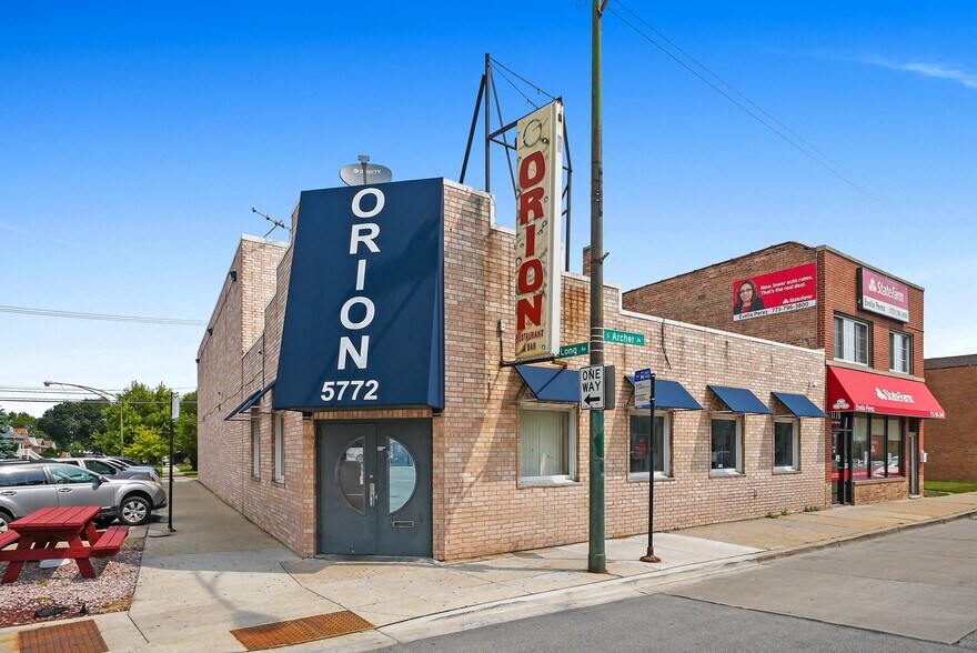 More Photos Of 5772 S Archer Ave, Chicago General Retail For Sale