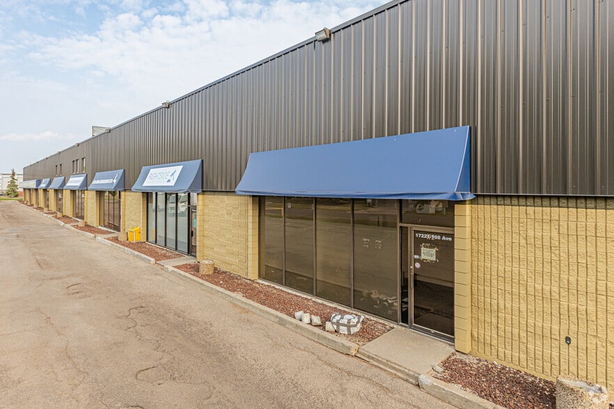 More Photos Of 17209 108 Av NW, Edmonton Showroom For Lease