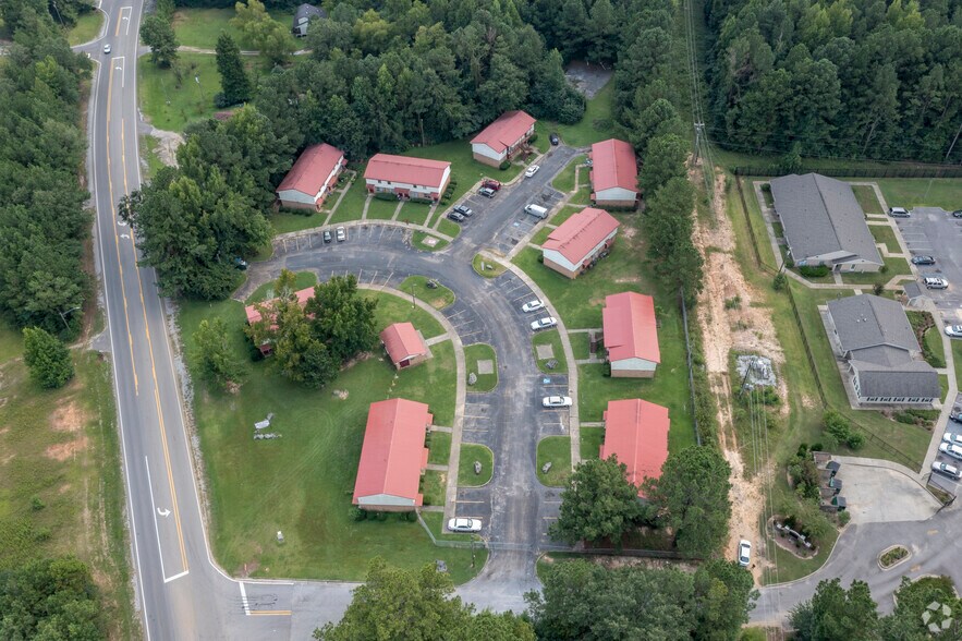 More Photos Of 1500 N Archusa Ave, Quitman Apartments For Sale