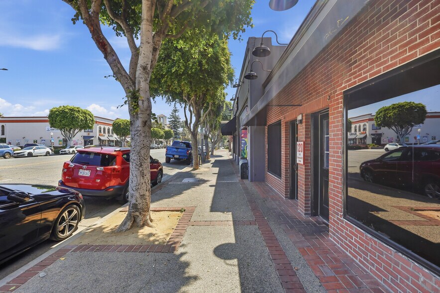 More Photos Of 120 E Commonwealth Ave, Fullerton General Retail For Sale