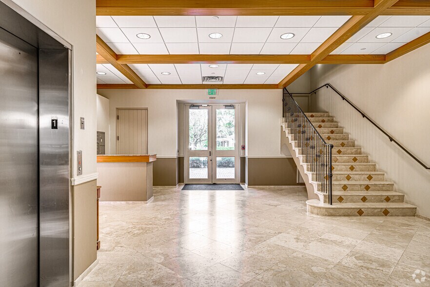 More Photos Of 1000 SE Monterey Commons Blvd, Stuart Unknown For Lease