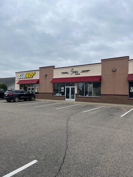 More Photos Of 310-390 El Dorado Dr, Jordan Unknown For Lease