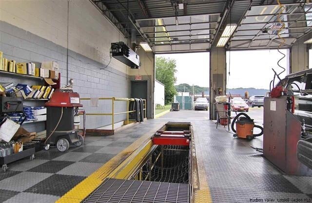 More Photos Of 560 Albany Ave, Kingston Auto Repair For Lease
