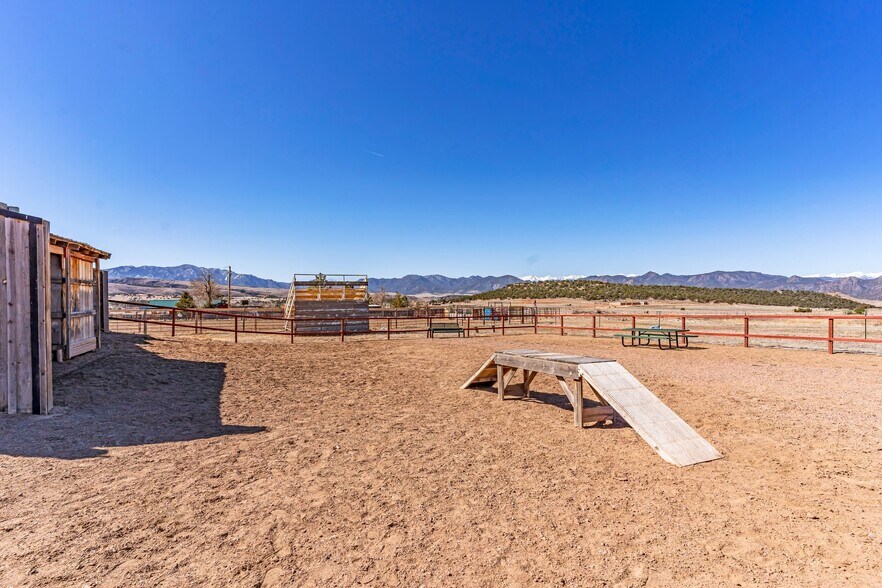 More Photos Of 39 County Road 3A, Canon City Storefront For Sale