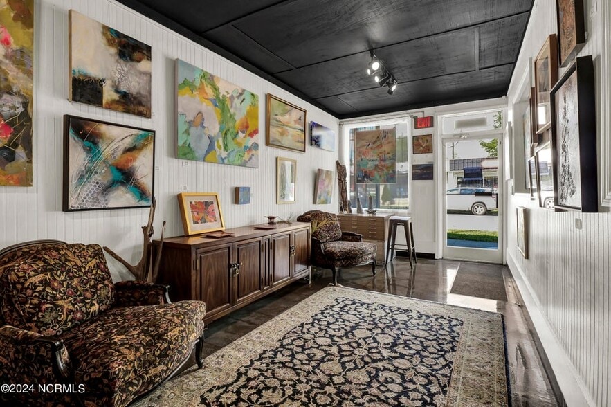 More Photos Of 1120 Princess St, Wilmington Storefront For Sale