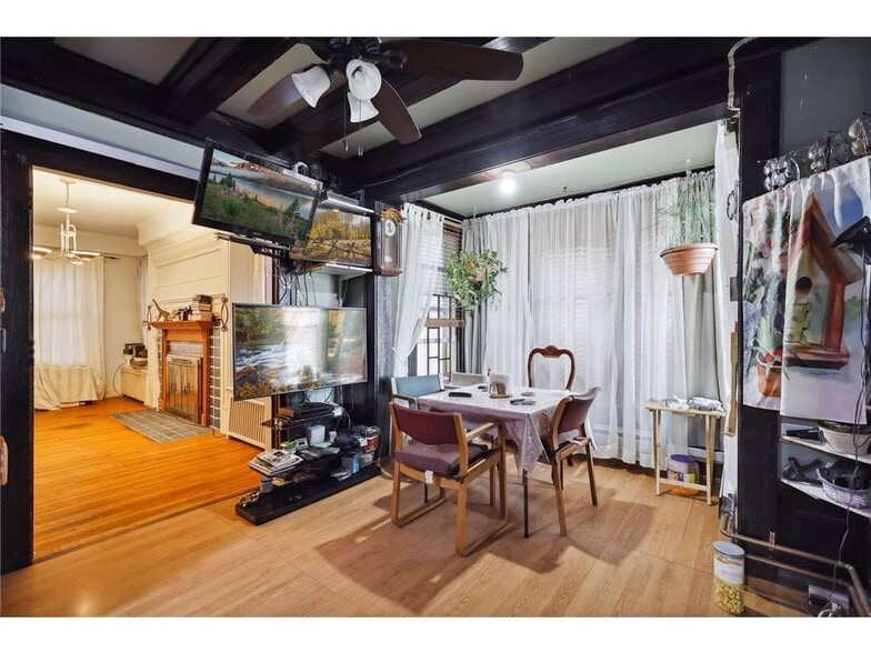 More Photos Of 2110 1st Ave S, Minneapolis Apartments For Sale