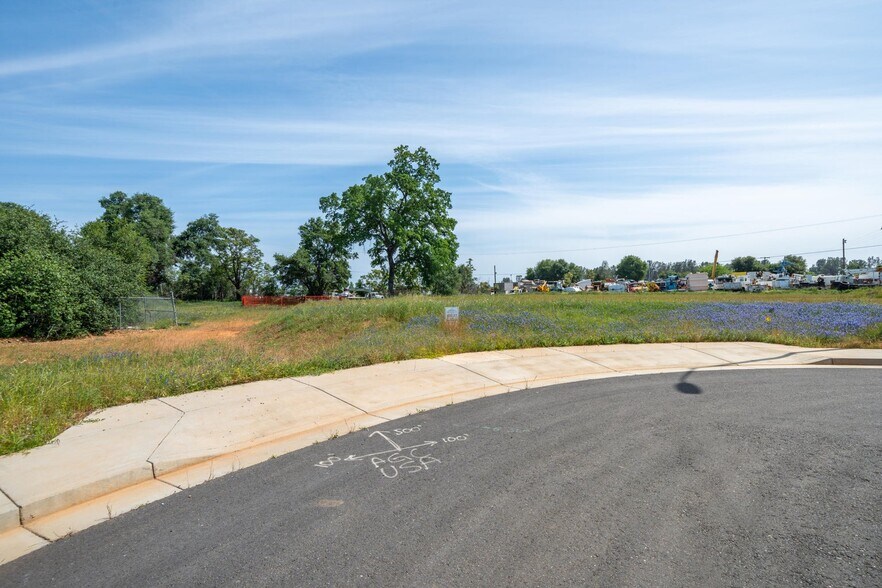 Primary Photo Of Airport Rd @ Rancho Rd, Redding Land For Sale