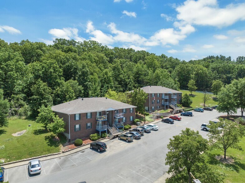 More Photos Of 3130 Saint Anthony Gardens Dr, Louisville Apartments For Sale