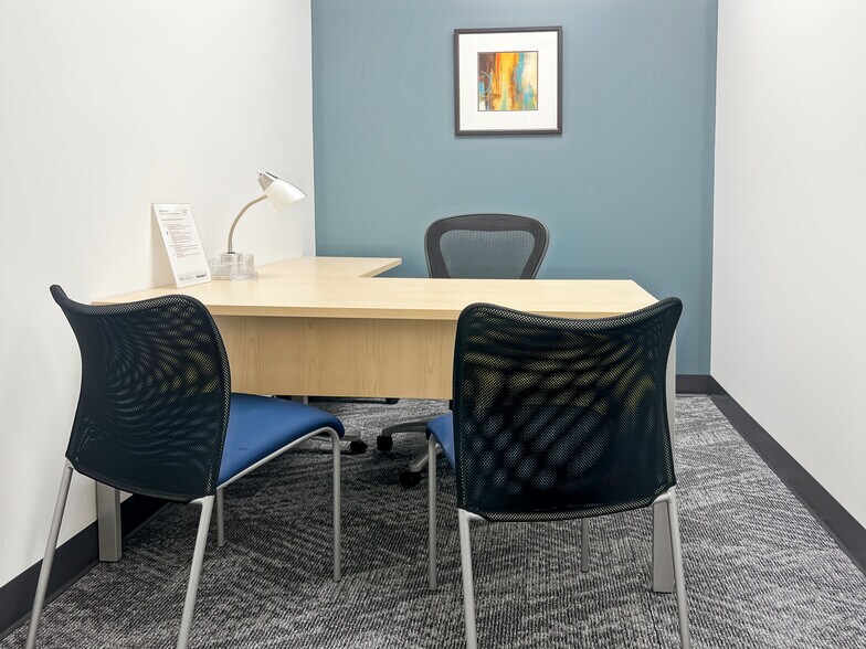More Photos Of 1180 N Town Center Dr, Las Vegas Coworking Space