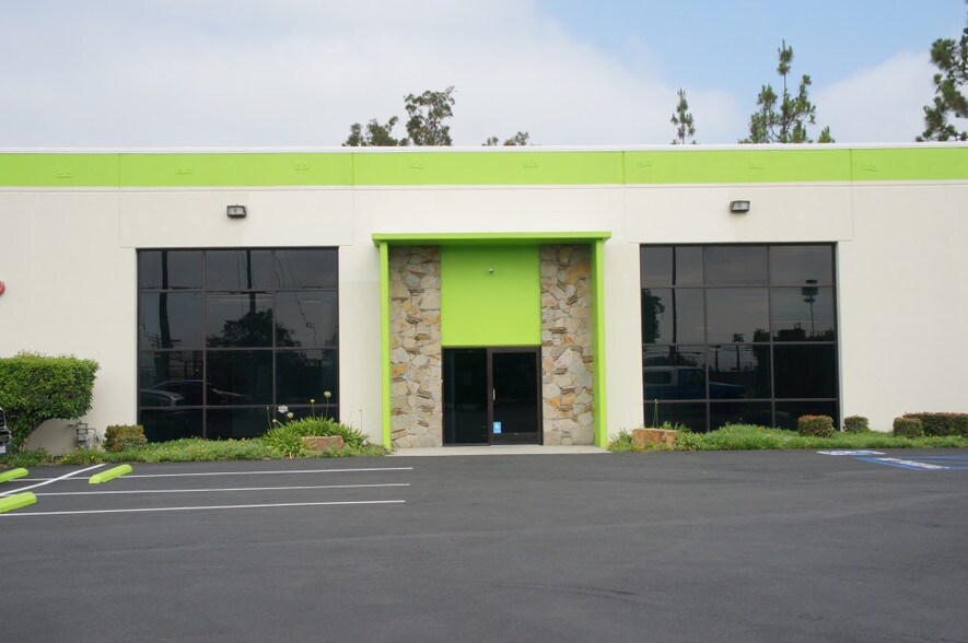 8741 Pioneer Blvd, Santa Fe Springs, CA 90670 Industrial For Lease