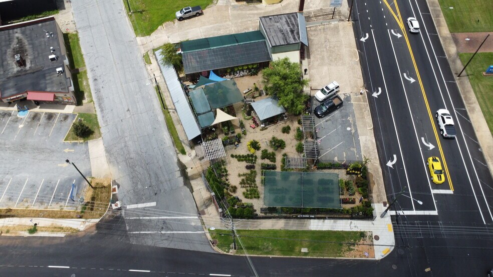 More Photos Of 1210 13th St, Columbus Garden Center For Sale