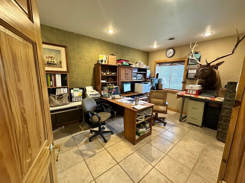 More Photos Of 5659 Dakota Ave S, Huron Garden Center For Sale