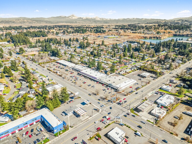 Primary Photo Of 2236-2400 SE 182nd Ave, Portland Freestanding For Sale