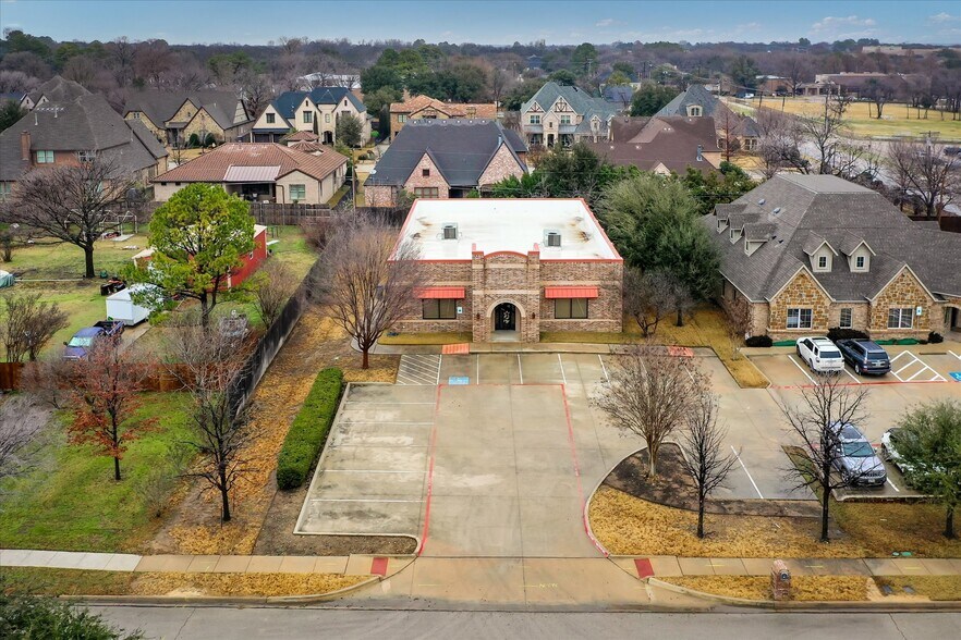 More Photos Of 820 Central Dr, Colleyville Office For Sale