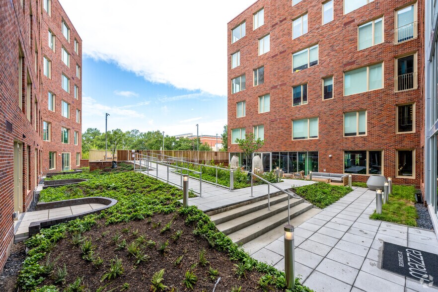 More Photos Of 5300 Wisconsin Ave, Washington Apartments For Lease