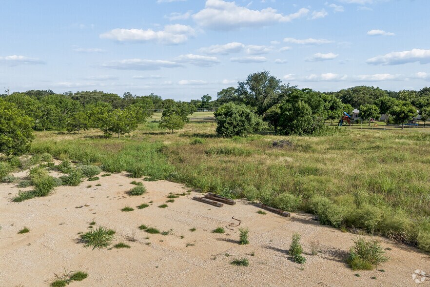 More Photos Of 12905 Lowden Ln, Manchaca Land For Sale