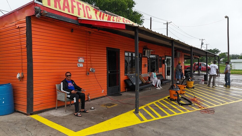 More Photos Of 5524 E Lancaster Ave, Fort Worth Carwash For Sale