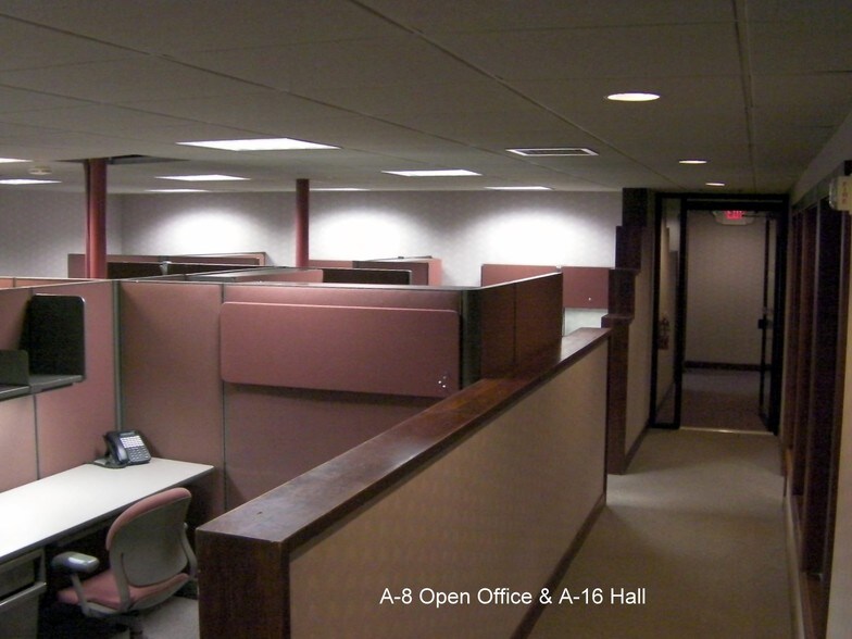 More Photos Of 1768 Storrs Rd, Mansfield Office For Lease