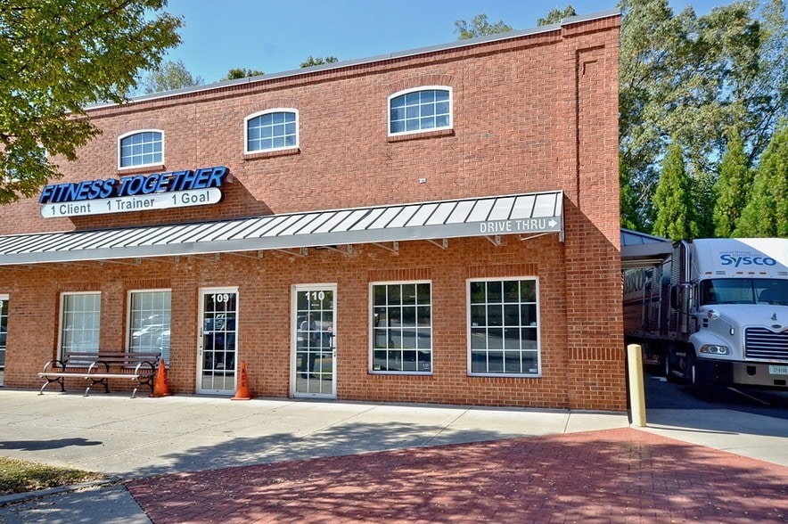 More Photos Of 11877 Douglas Rd, Alpharetta Unknown For Lease