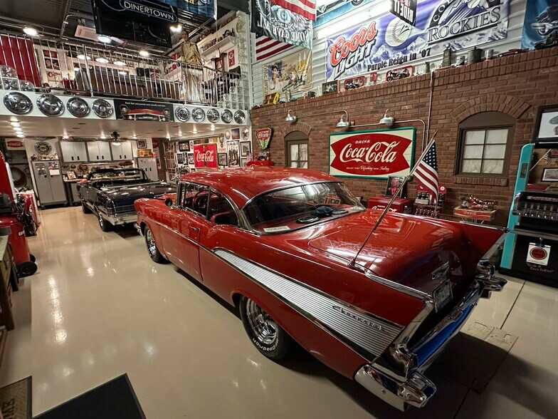 More Photos Of 9181 Commerce Center Cir, Highlands Ranch Self Storage For Sale