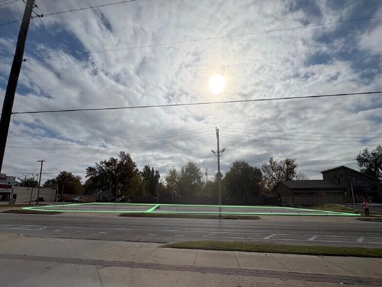 More Photos Of 3746 E 11th St, Tulsa Land For Sale