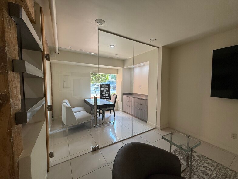 More Photos Of 2 W Saint George Blvd, St George Office For Lease