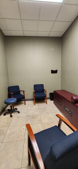 More Photos Of 2050 Mariner Dr, Las Vegas Medical For Sale