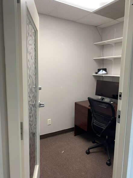 More Photos Of 930 Martin Luther King Jr Blvd, Chapel Hill Office For Lease