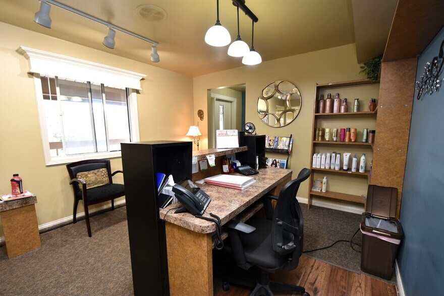 More Photos Of 11522 Davis St, Grand Blanc Office Residential For Sale