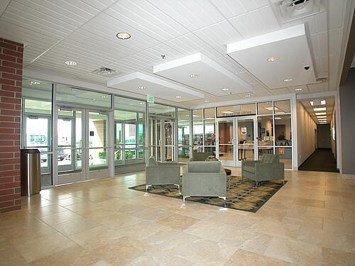 More Photos Of 230 W Towne Ridge Pky, Sandy Office For Lease