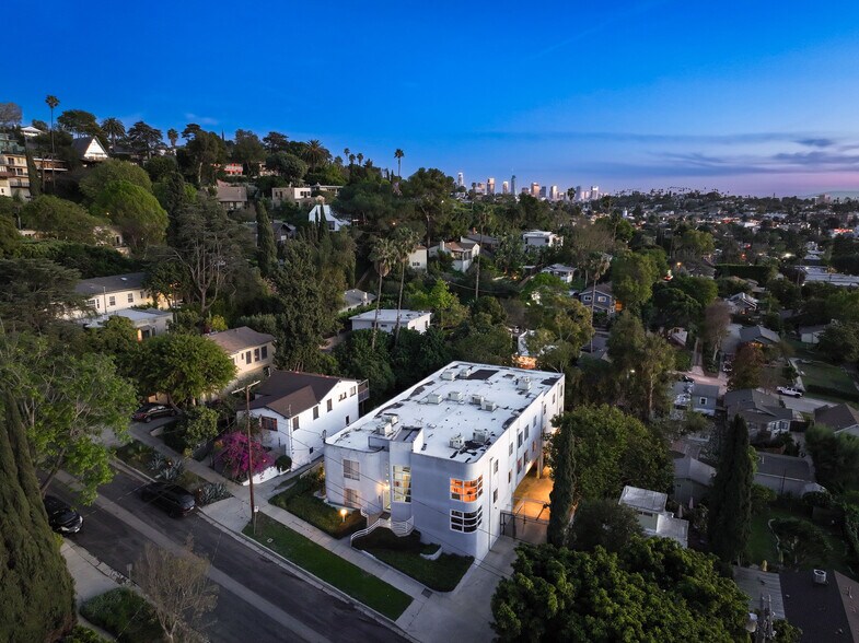More Photos Of 4018 Camero Ave, Los Angeles Apartments For Sale