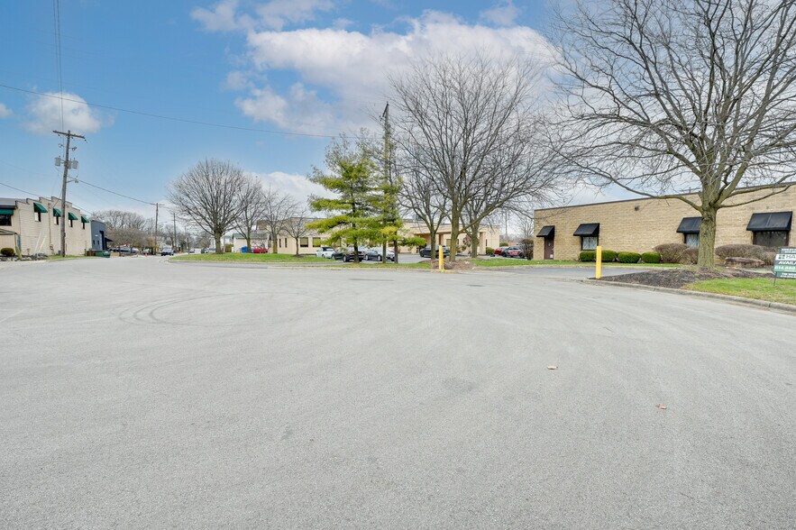 More Photos Of 700 Taylor Ave, Columbus Light Distribution For Sale