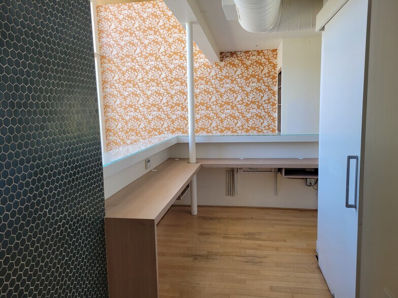 More Photos Of 1919 Mount Diablo Blvd, Walnut Creek Freestanding For Lease