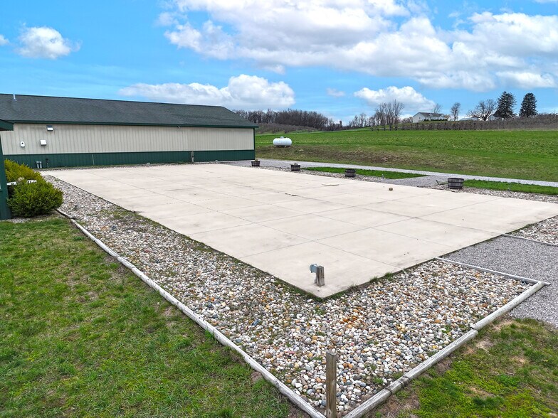 More Photos Of 7785 Hill Rd, Watervliet Specialty For Sale