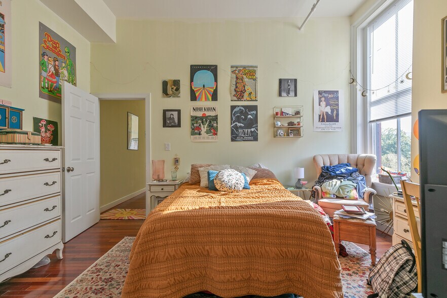 More Photos Of 119-123 E Broad St, Richmond Apartments For Sale